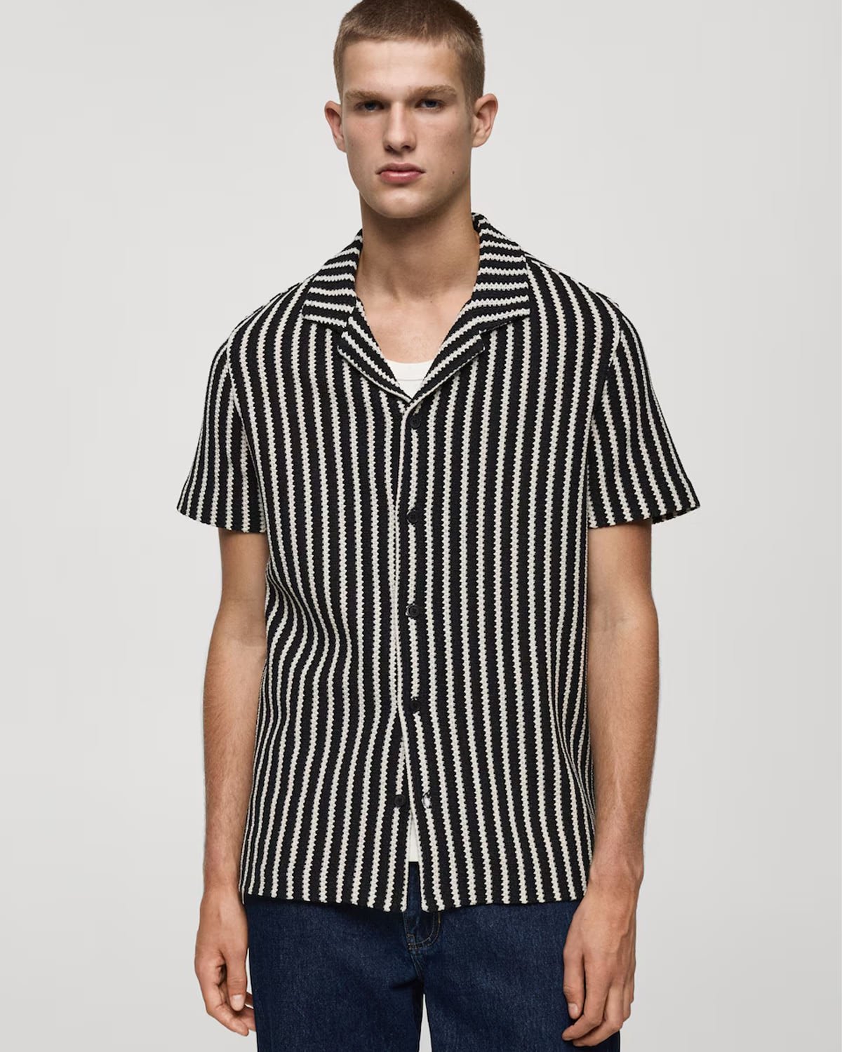 Off shoulders T-shirt